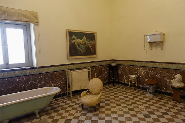 Gwalior-Jaivilas palace-027